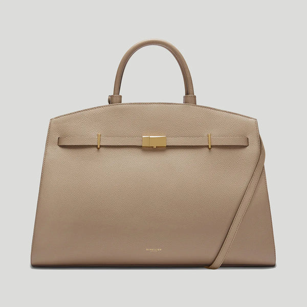 The Hudson Dark Sand Small Grain